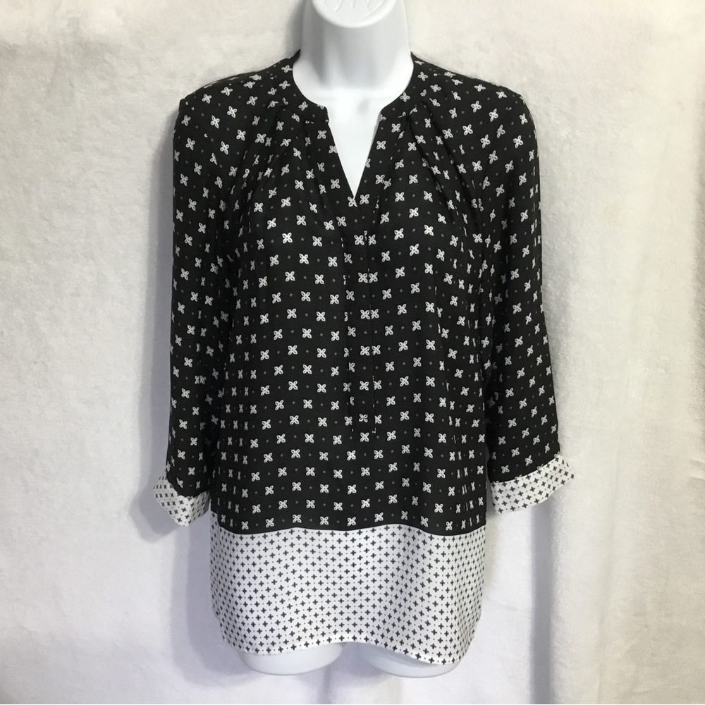 Violet + Claire Top M